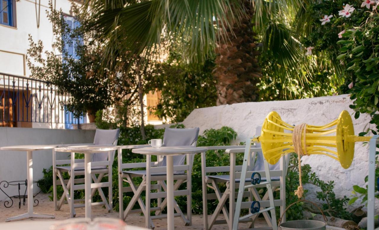 Aphrodite Art Hotel Aegina Экстерьер фото